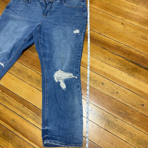 Old Navy Jeans - Picture 6 of 7